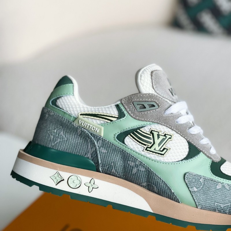 L0*is V*t0n Low-top running shoes