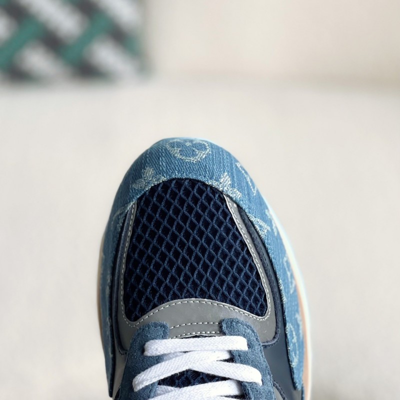 L0*is V*t0n Low-top running shoes