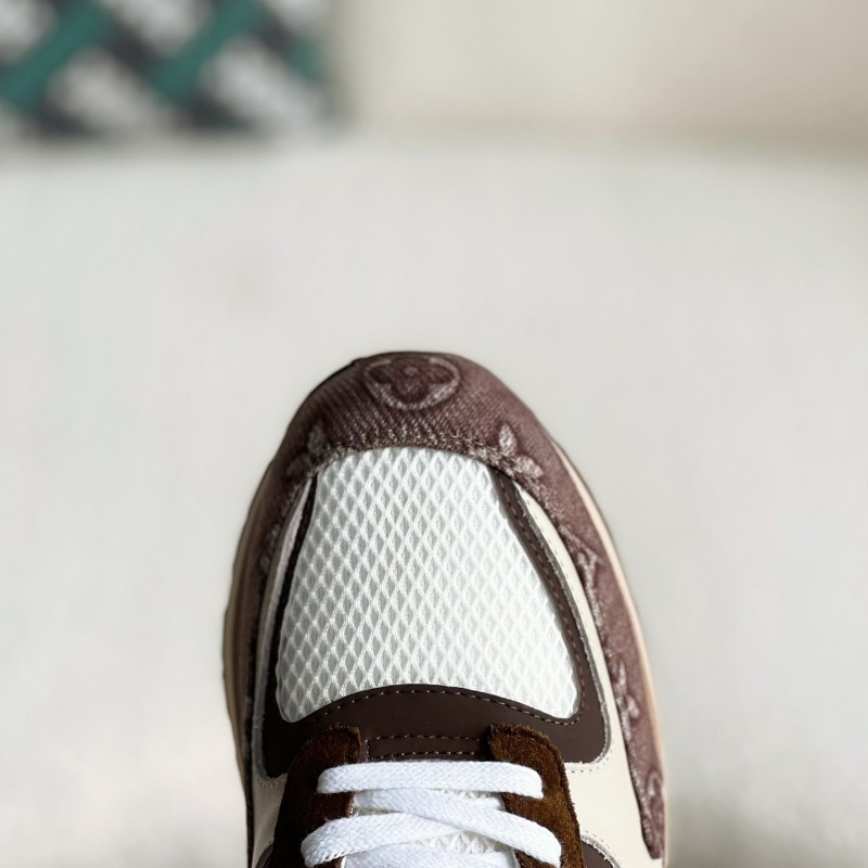 L0*is V*t0n Low-top running shoes