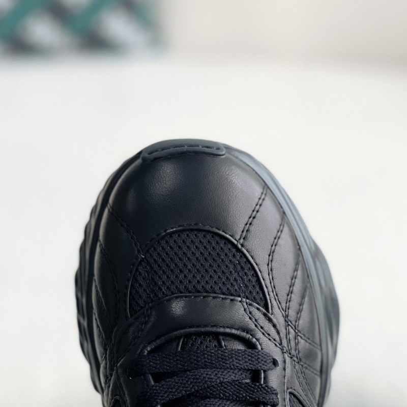 Interlock Double G low-top casual shoes