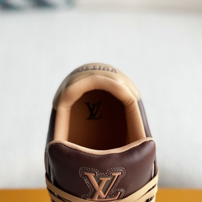 L0*is V*t0n TRAINER SNEAKERS