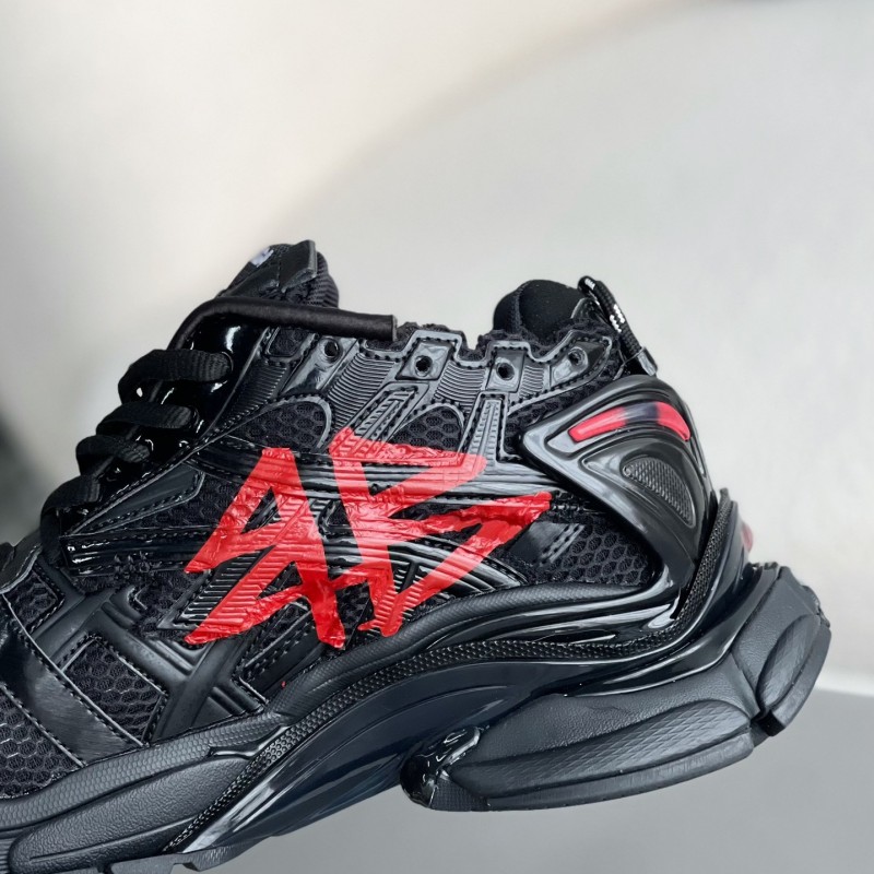 Ba*len*cia*ga Runner Sneakers