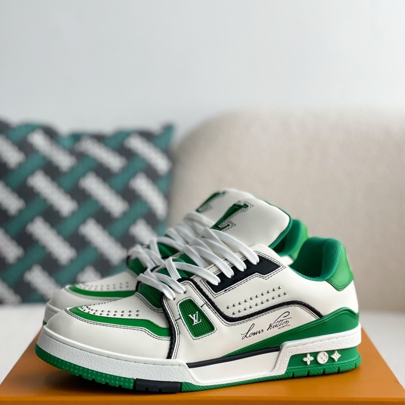 L0*is V*t0n TRAINER SNEAKERS