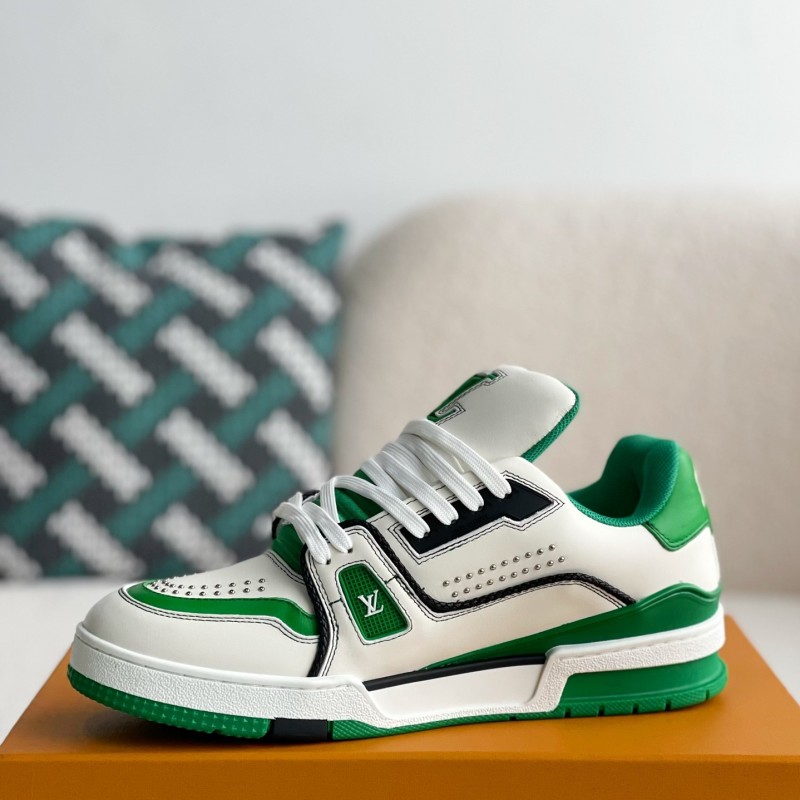 L0*is V*t0n TRAINER SNEAKERS