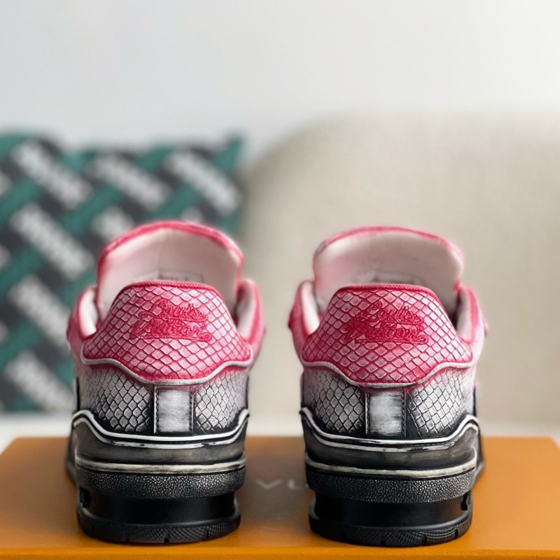 L0*is V*t0n TRAINER SNEAKERS