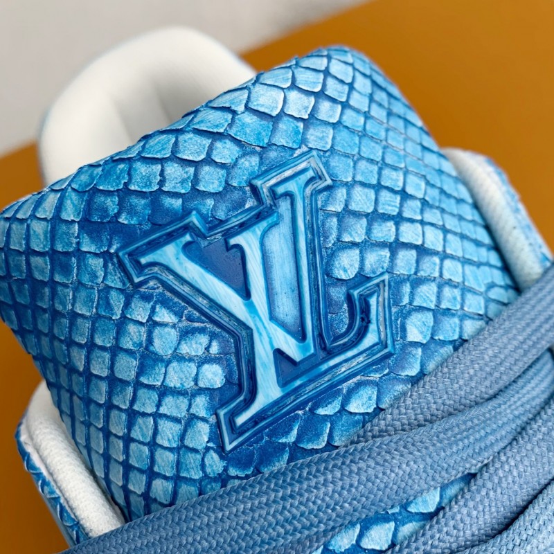 L0*is V*t0n TRAINER SNEAKERS