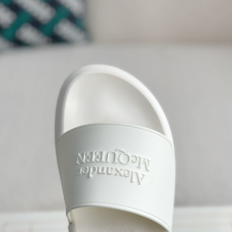 Ale*d*r M*Q*en Slippers