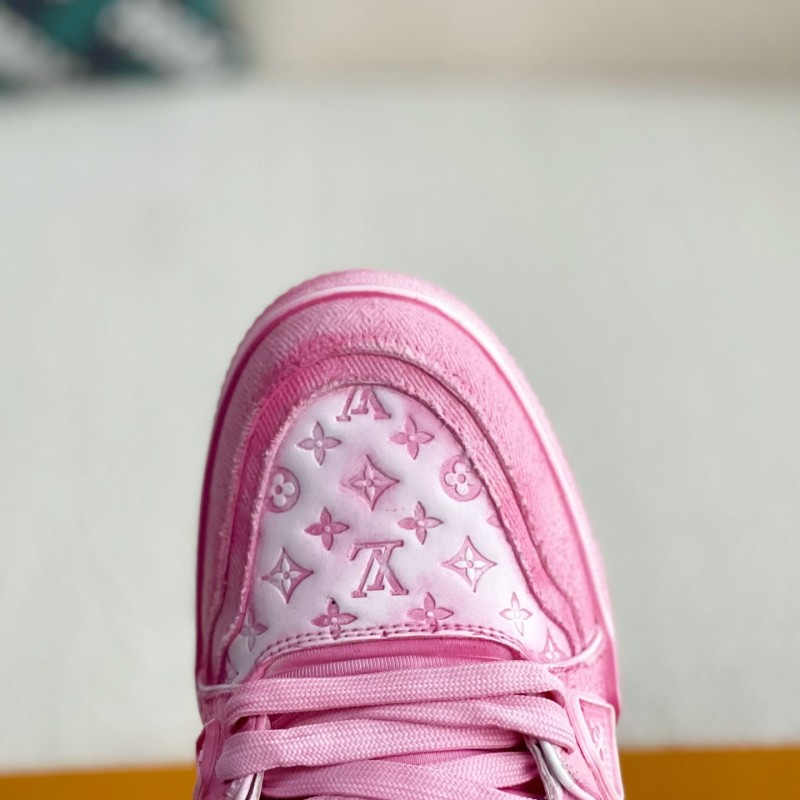 L0*is V*t0n TRAINER SNEAKERS