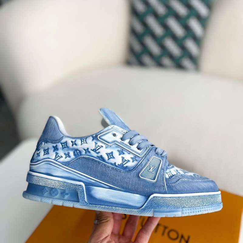 L0*is V*t0n TRAINER SNEAKERS