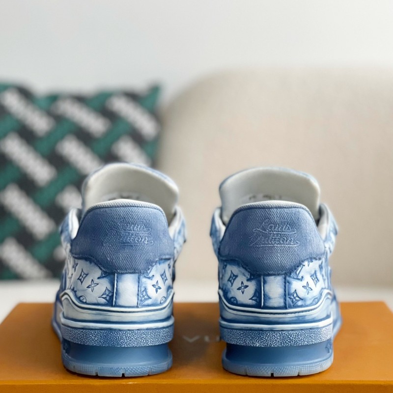 L0*is V*t0n TRAINER SNEAKERS