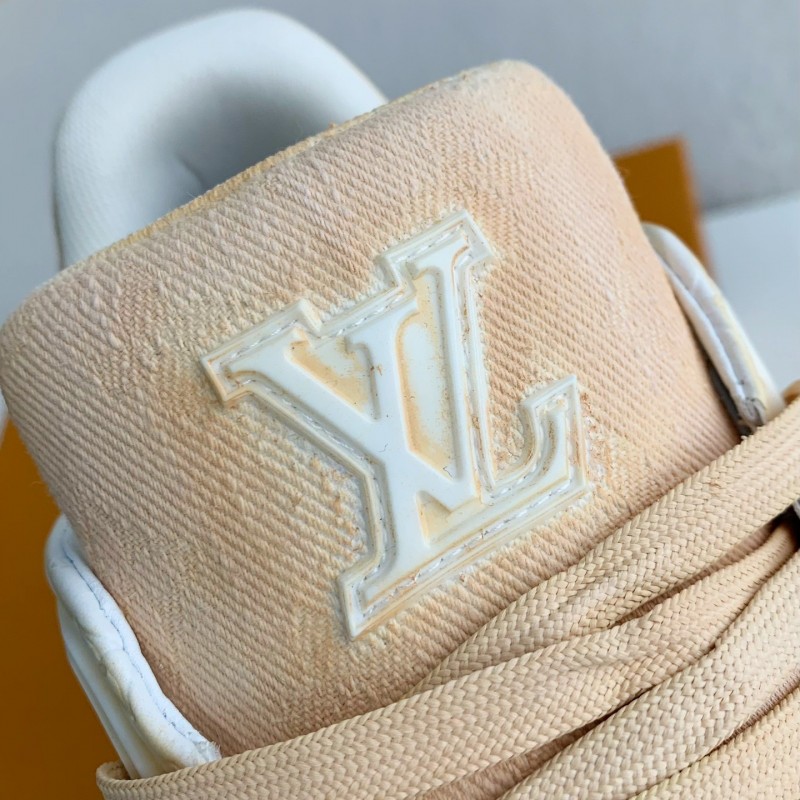 L0*is V*t0n TRAINER SNEAKERS