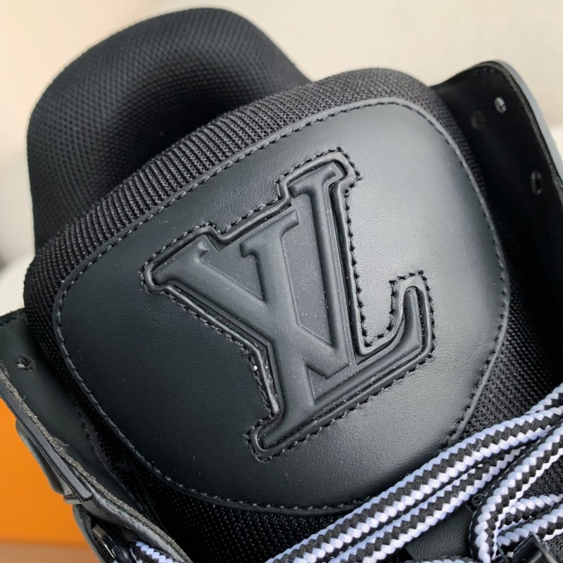 L0*is V*t0n TRAINER Maxi SNEAKERS